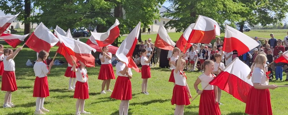 Młodzieżowe obchody 234. rocznicy uchwalenia Konstytucji